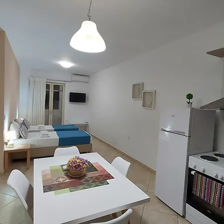 Aparthotel Argiri & 3*